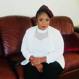 Meet your Posher, Mariama